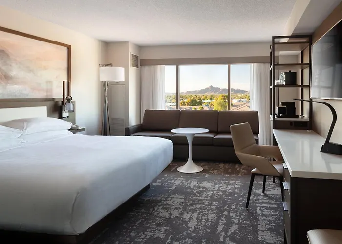 Hotel Marriott Airport 4*