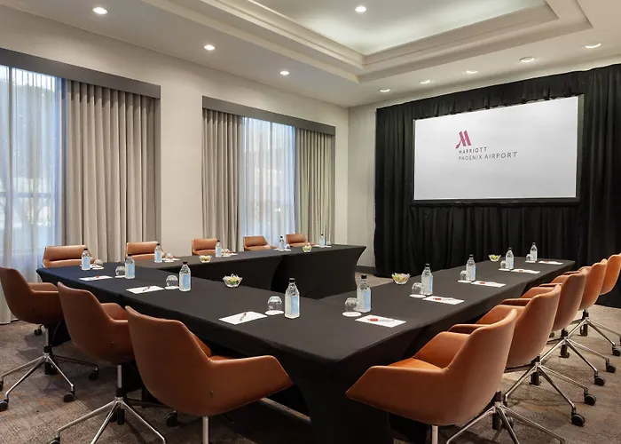 Marriott Airport Hotel 4*