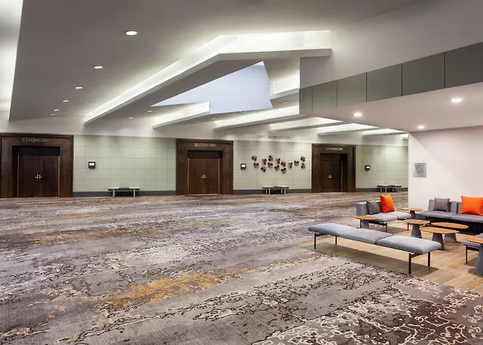 Marriott Airport Hotel 4*