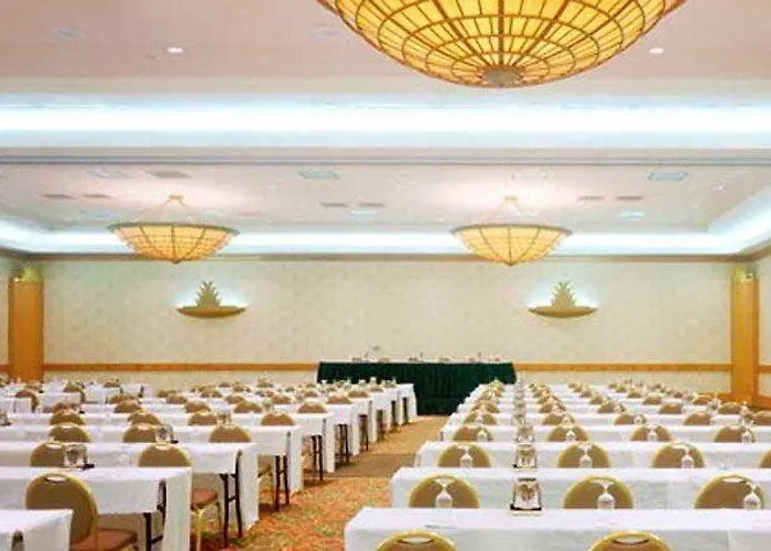 Marriott Airport 4*